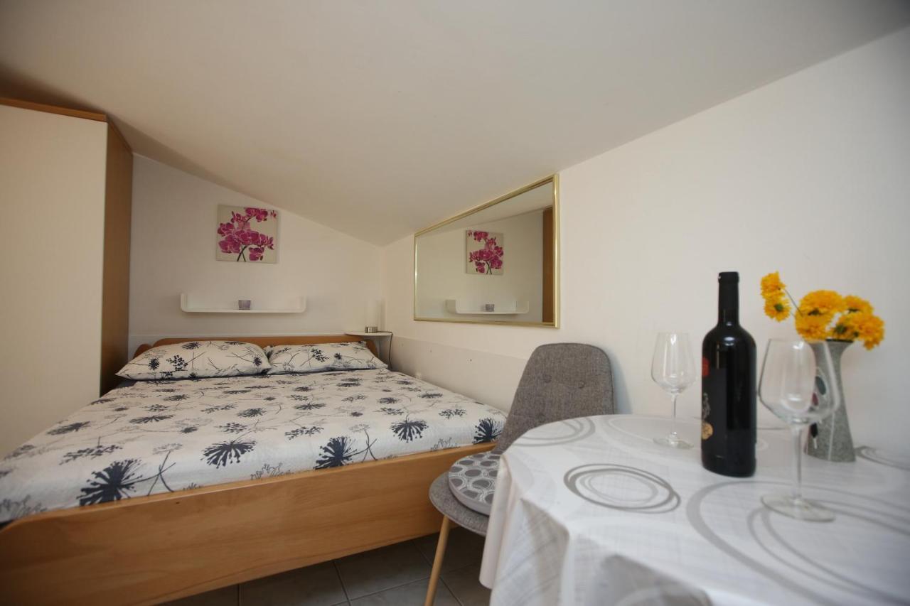 Stela Apartments Zablaće Buitenkant foto